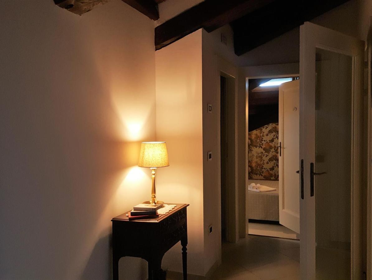 Amaranto99 Bed & Breakfast L'Aquila Bagian luar foto