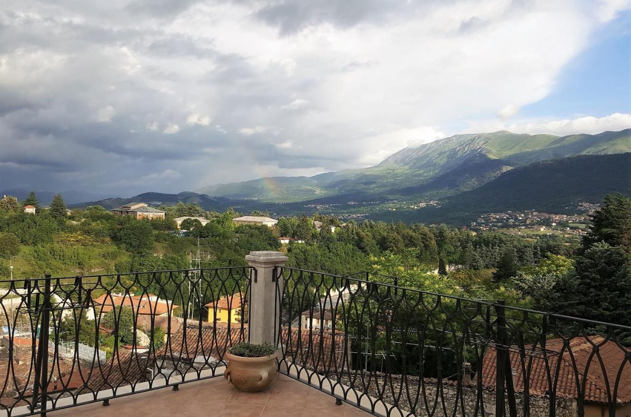 Amaranto99 Bed & Breakfast L'Aquila Bagian luar foto