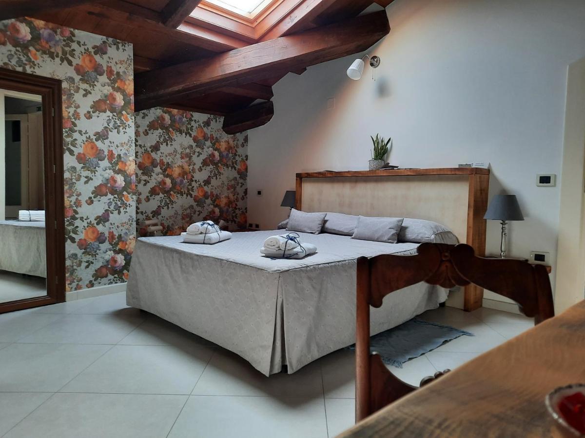 Amaranto99 Bed & Breakfast L'Aquila Bagian luar foto